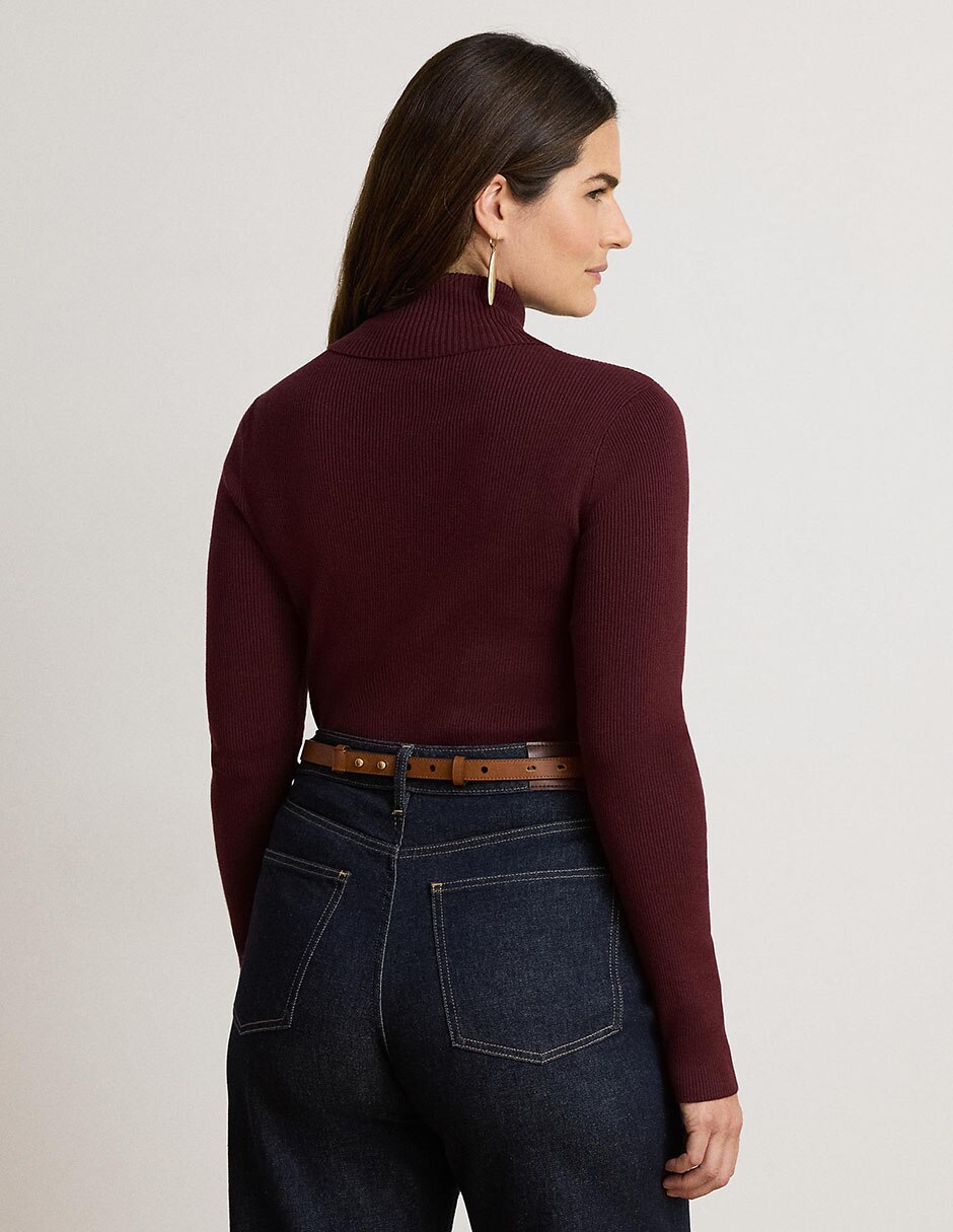 Suéter cuello tortuga para mujer 12